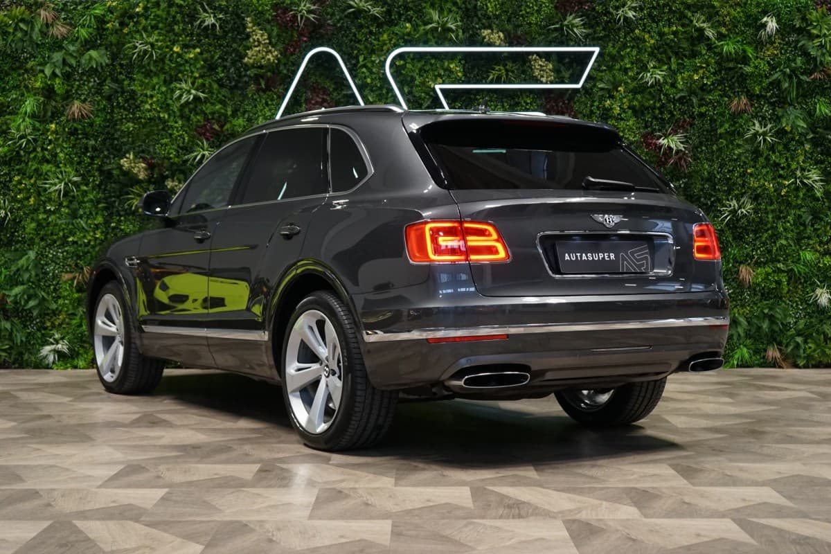 2016 Bentley Bentayga - 5