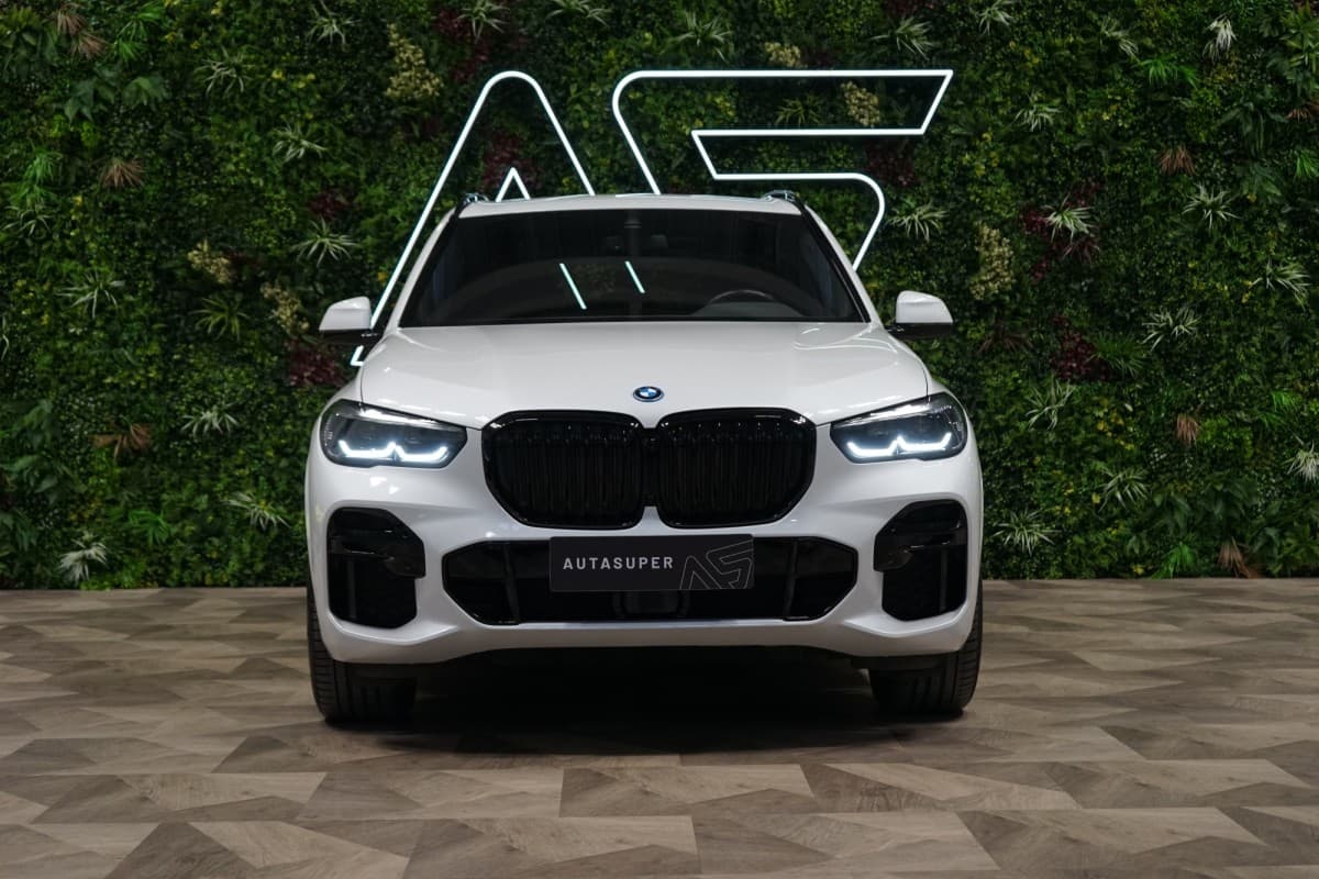 2023 BMW X5 - 2