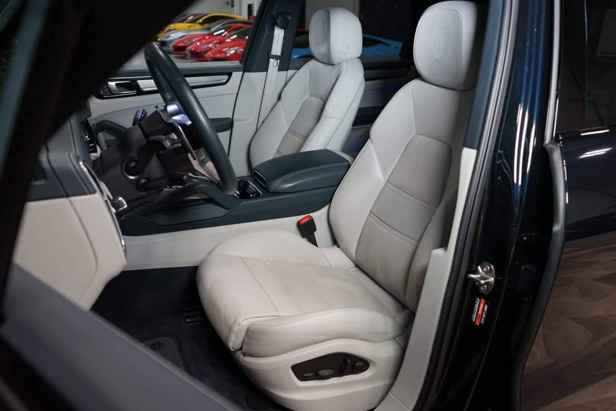 2022 Porsche Cayenne - 12