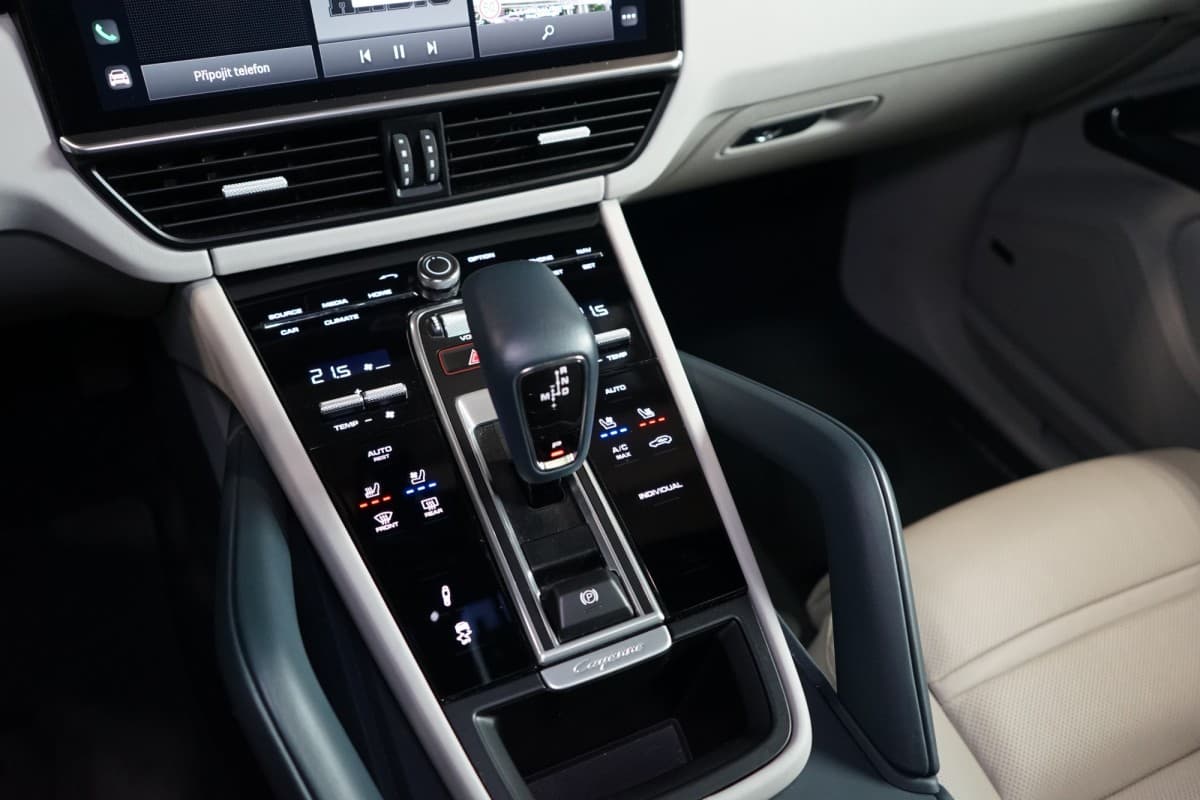 2022 Porsche Cayenne - 15