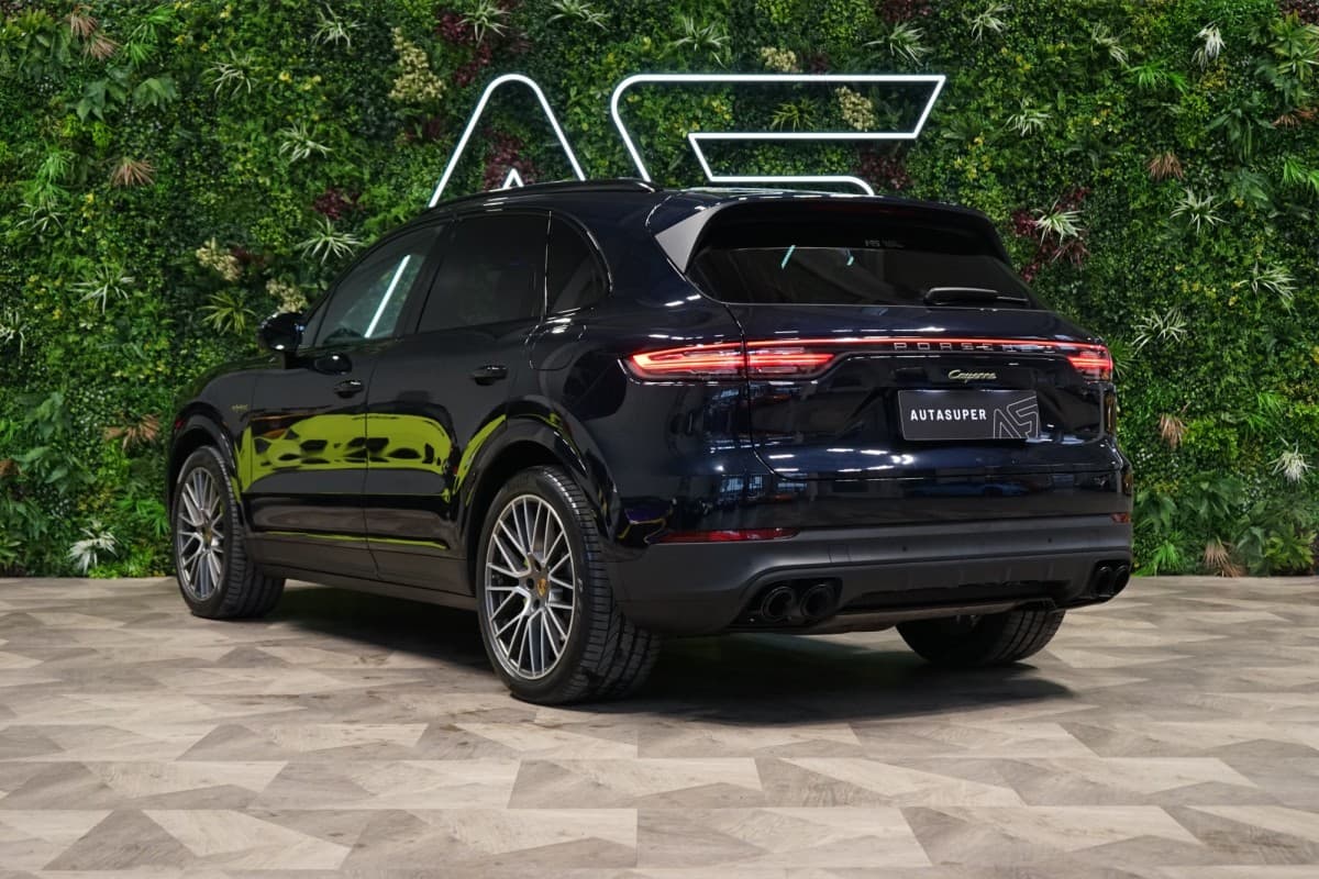 2022 Porsche Cayenne - 7
