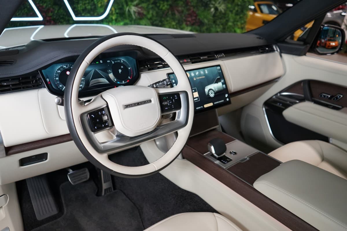 2025 Land Rover Range Rover - 10