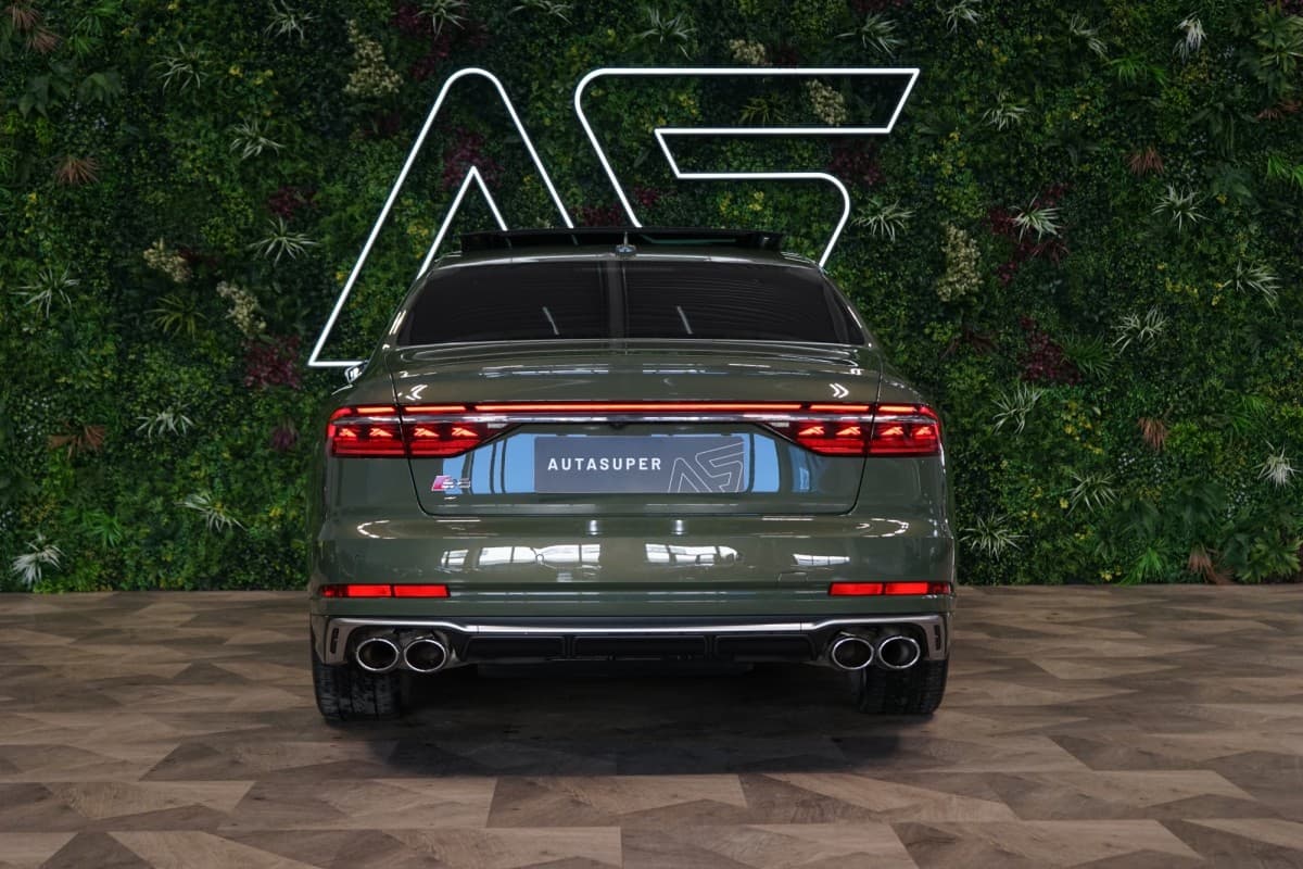 2022 Audi S8 - 6