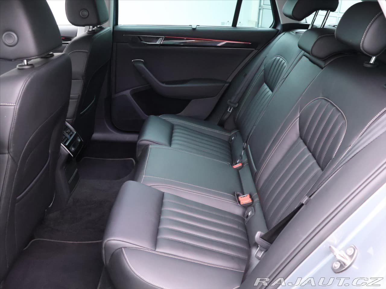 2020 Škoda Superb - 13