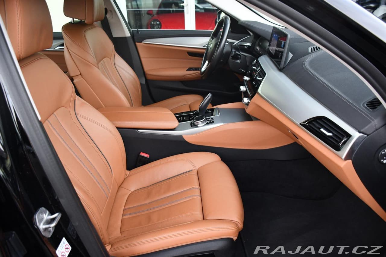 2021 BMW 5-SERIES - 13