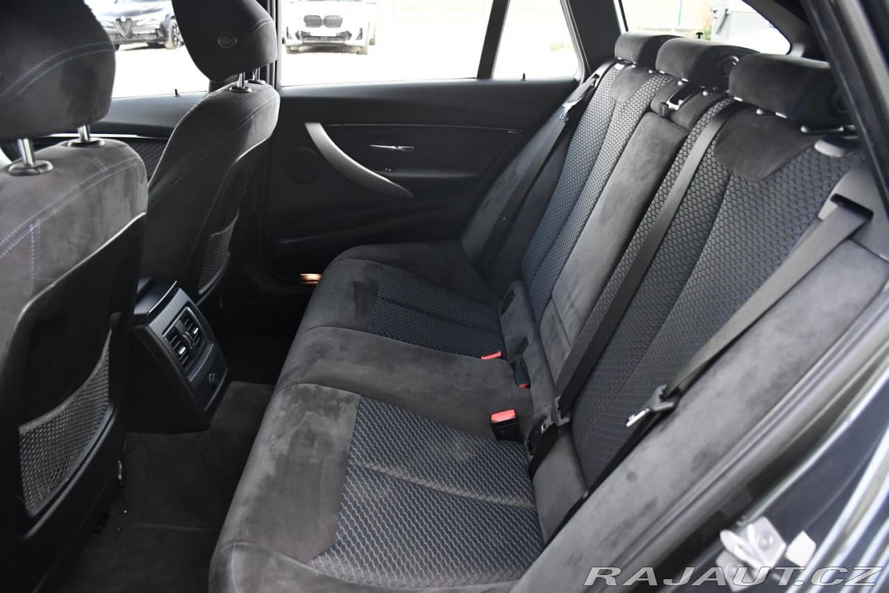 2017 BMW 3-Series - 19