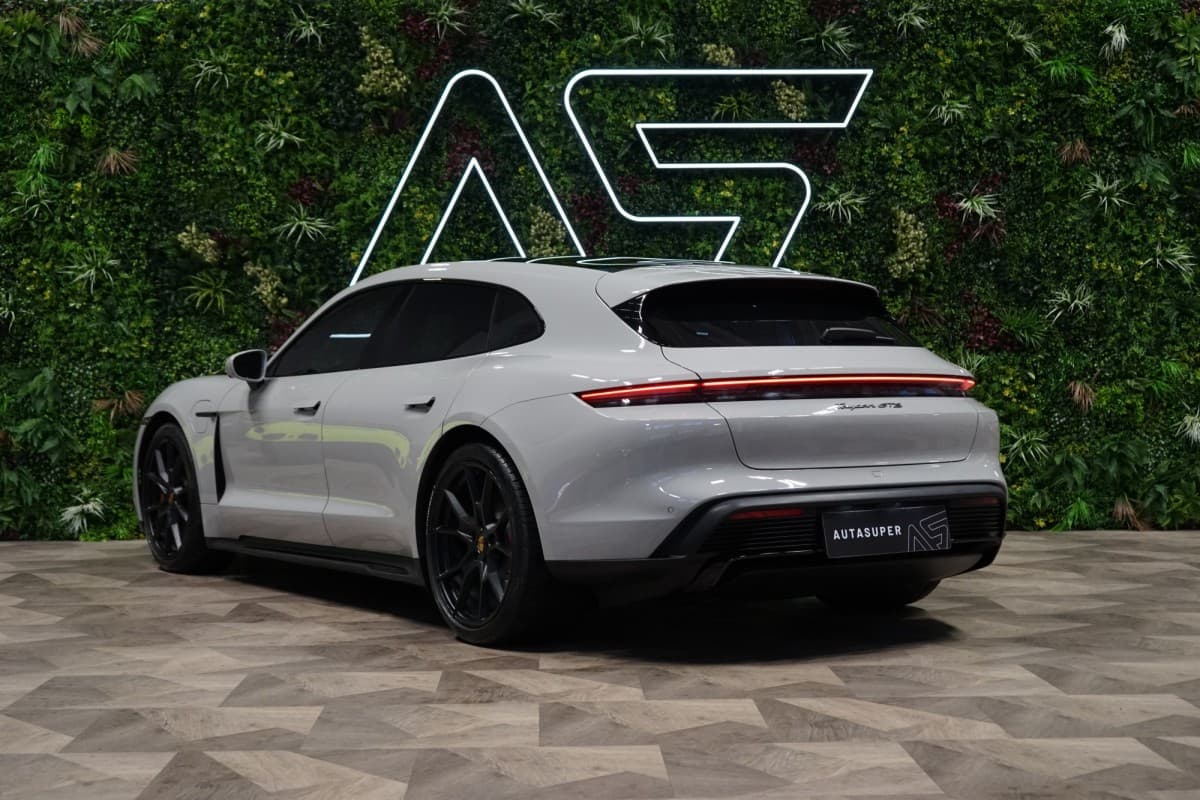 2023 Porsche Taycan - 5