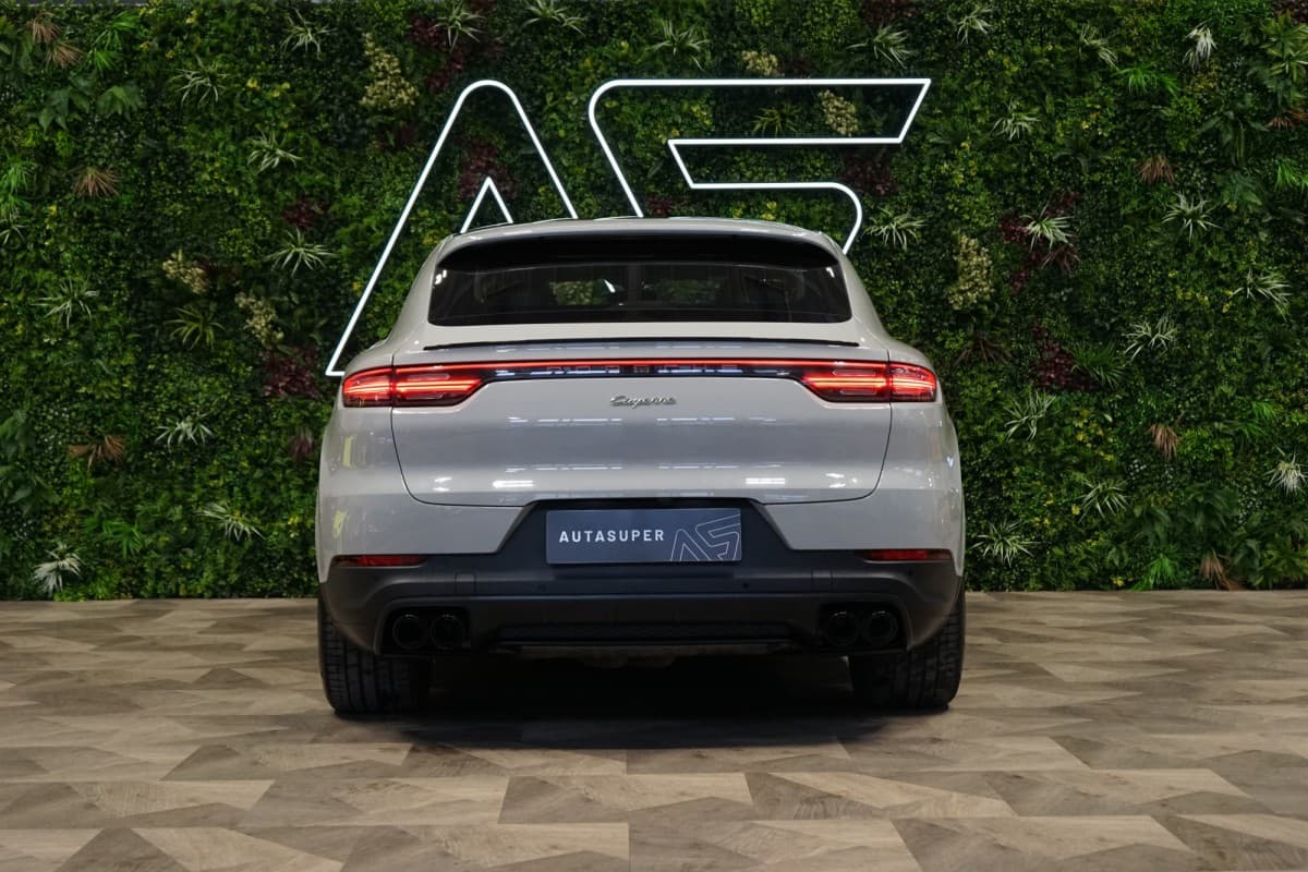 2022 Porsche Cayenne - 6