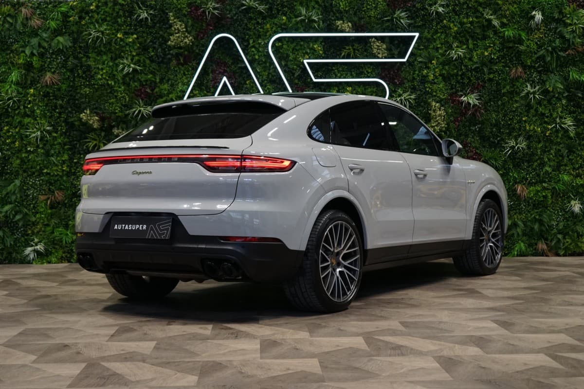2022 Porsche Cayenne - 7