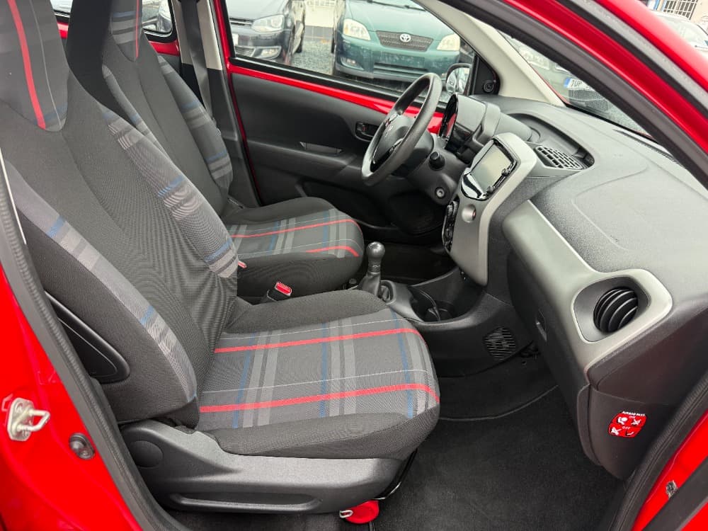 2015 Peugeot 108 - 9