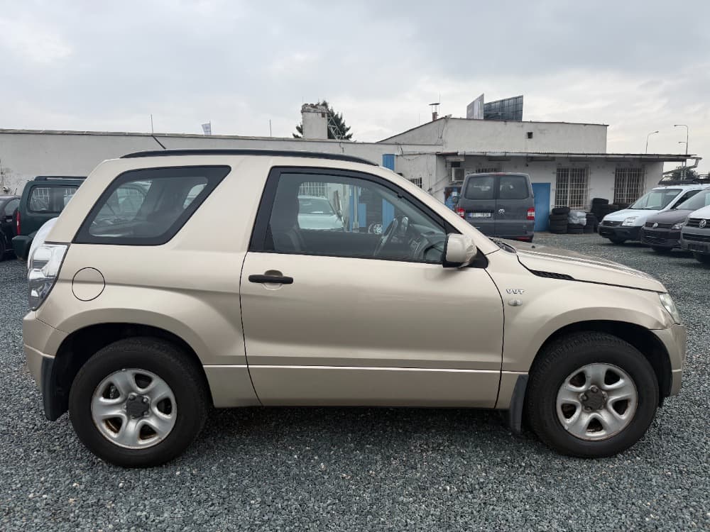 2006 Suzuki Grand - 7