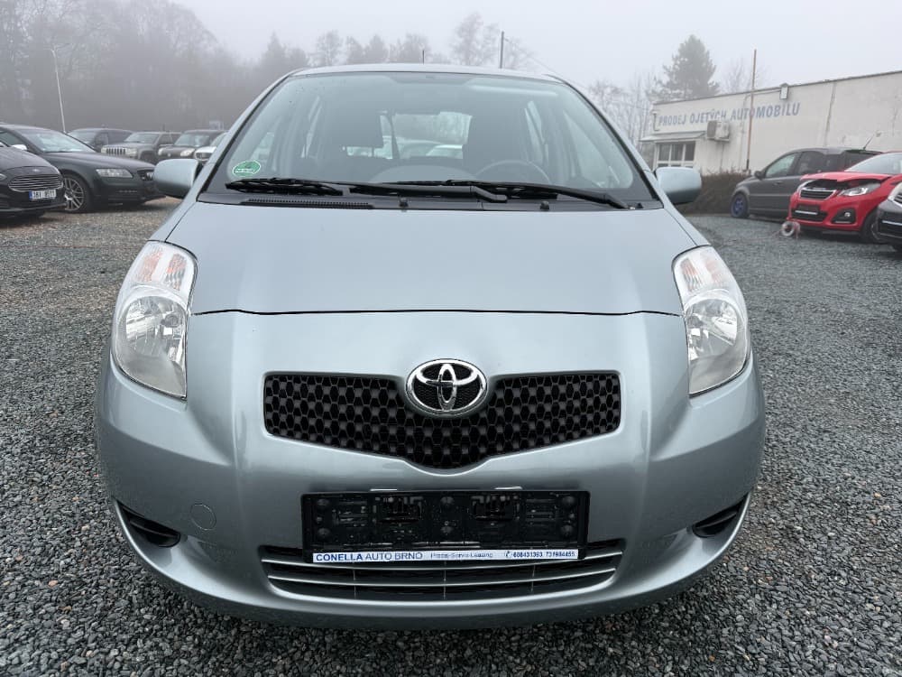 2008 Toyota Yaris - 10