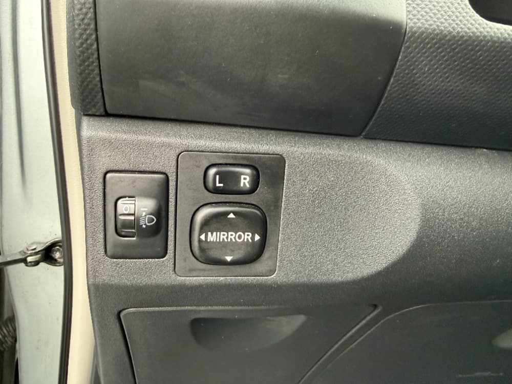 2008 Toyota Yaris - 19