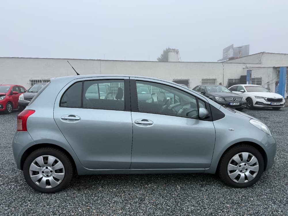 2008 Toyota Yaris - 7