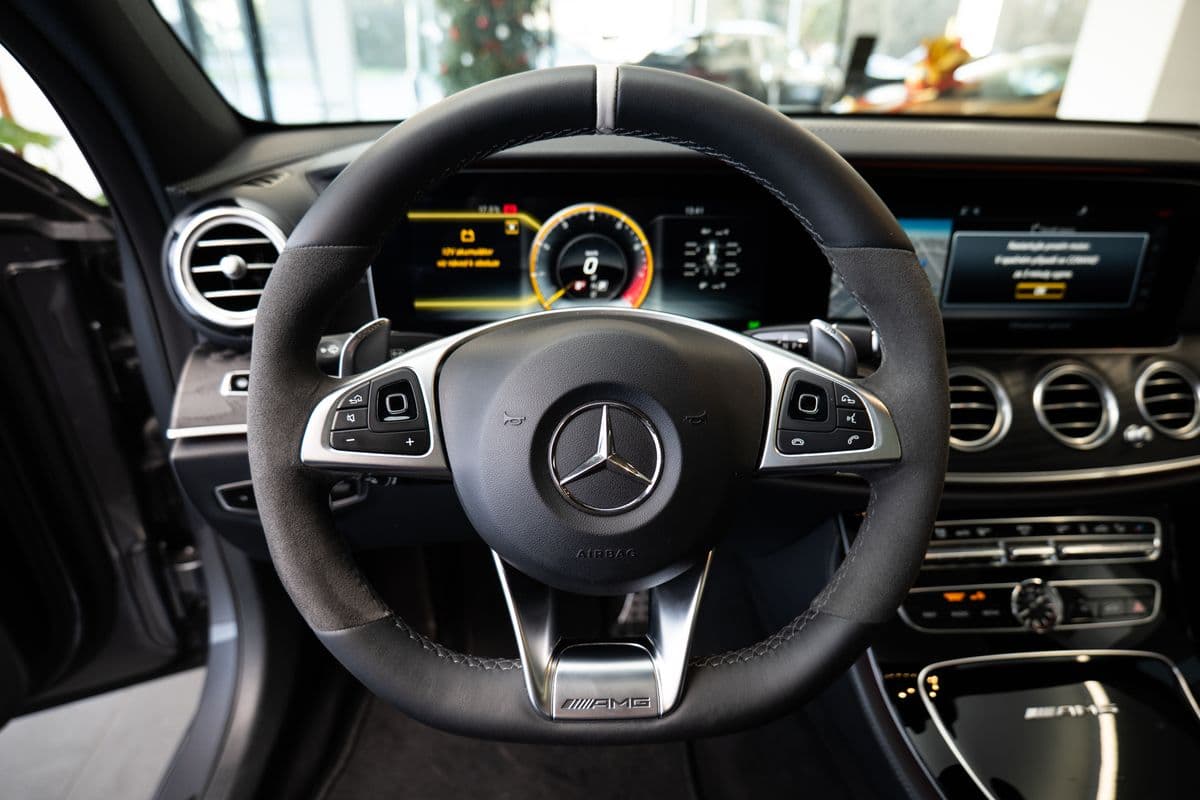 2017 Mercedes-Benz E-CLASS - 6