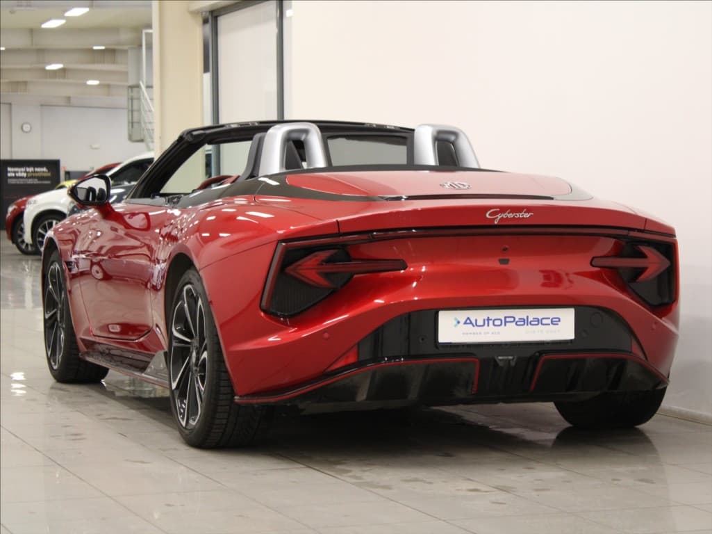 2024 MG Cyberster - 3