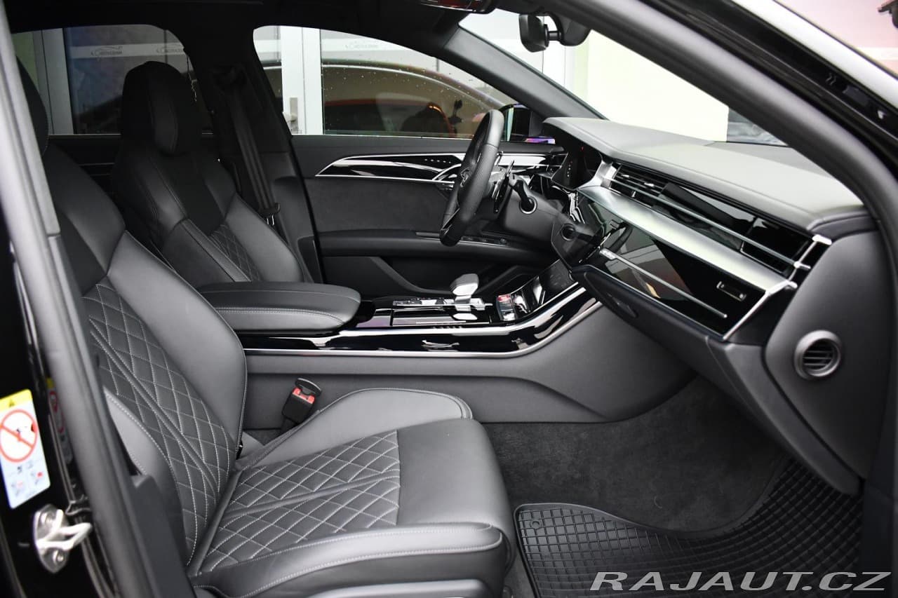 2025 Audi A8 - 17