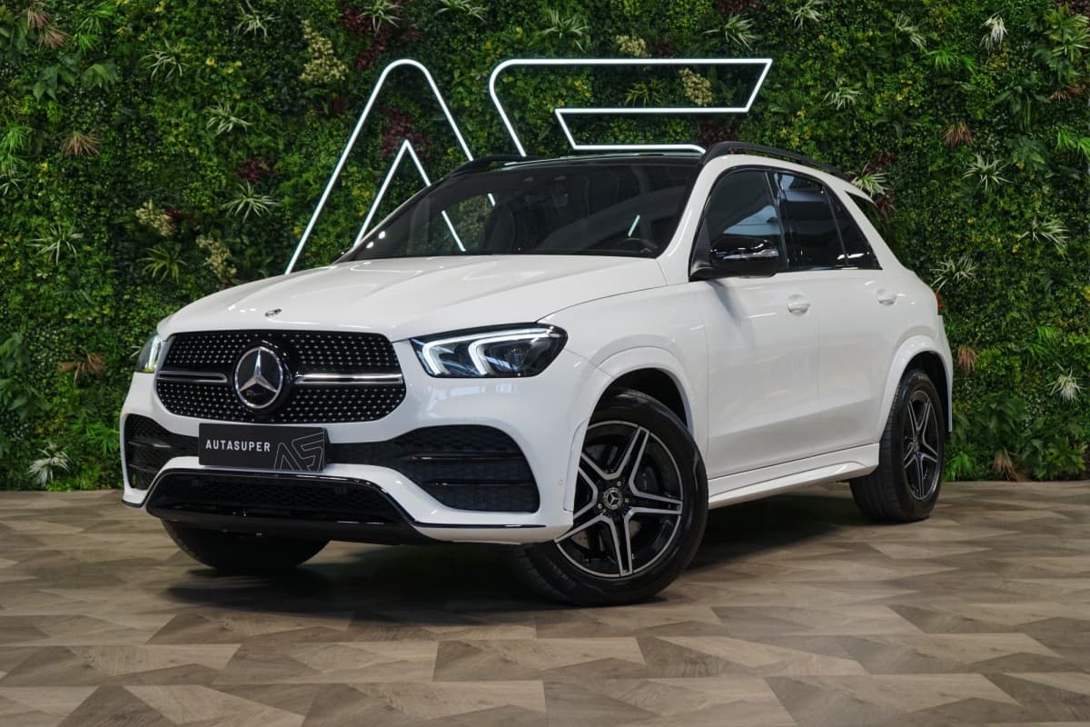 Mercedes-Benz GLE 300d 4Matic*PANO*KAMERA*C
