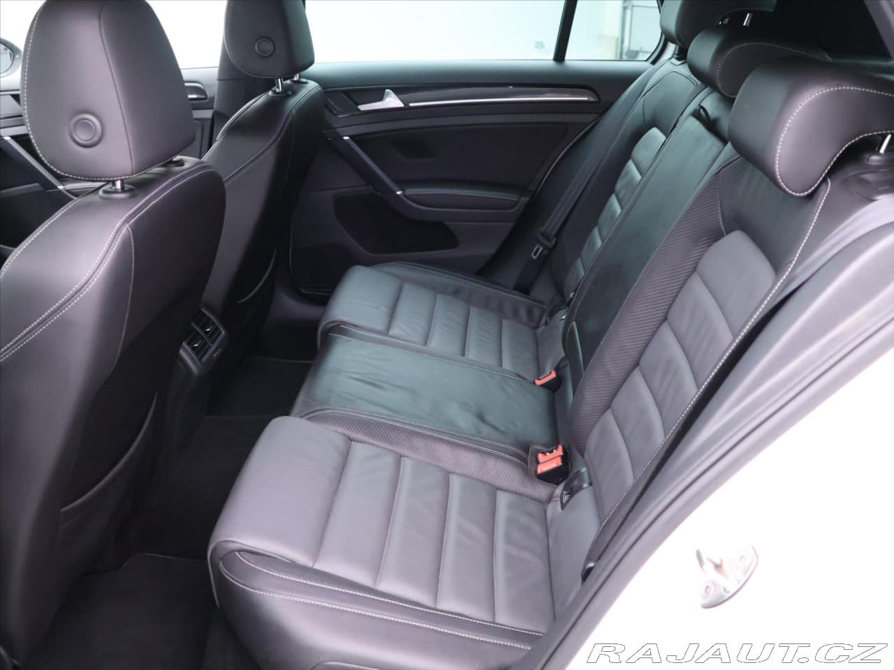 2014 Volkswagen GOLF - 13