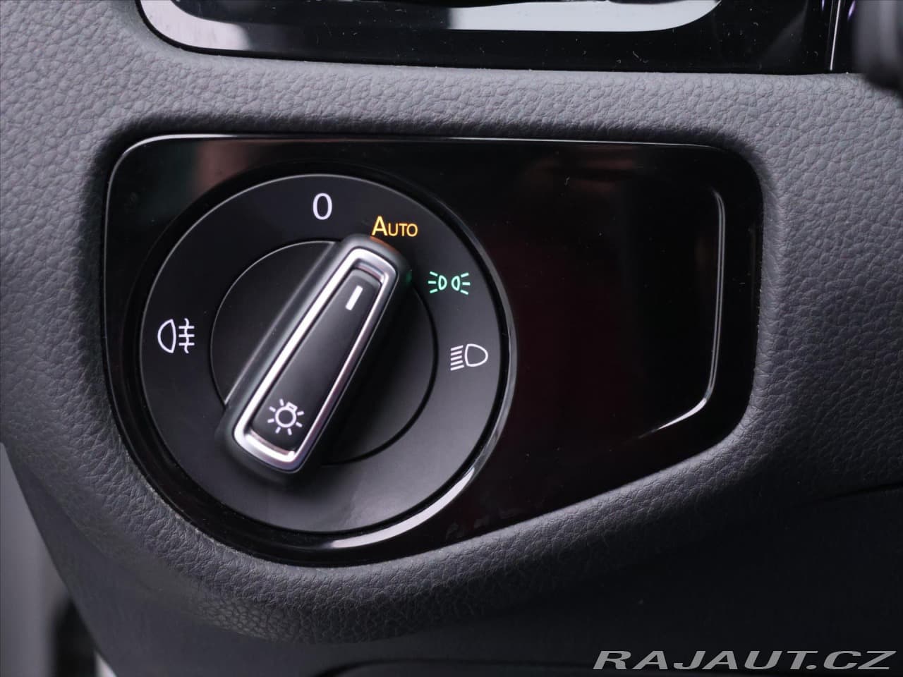 2014 Volkswagen GOLF - 14