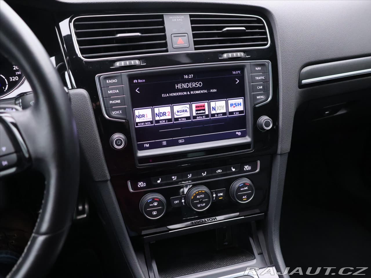 2014 Volkswagen GOLF - 17