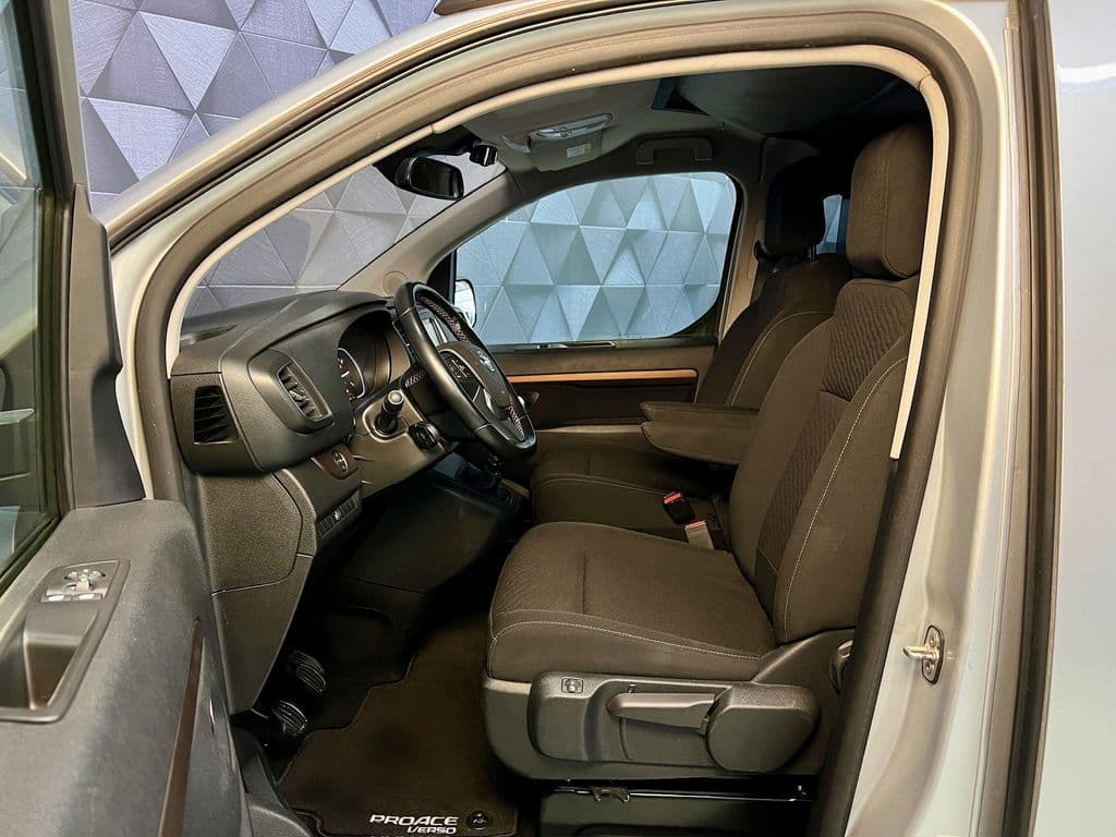 2020 Toyota Proace - 12