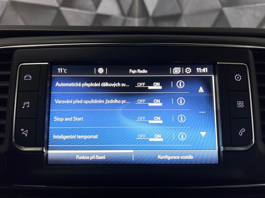 2020 Toyota Proace - 18