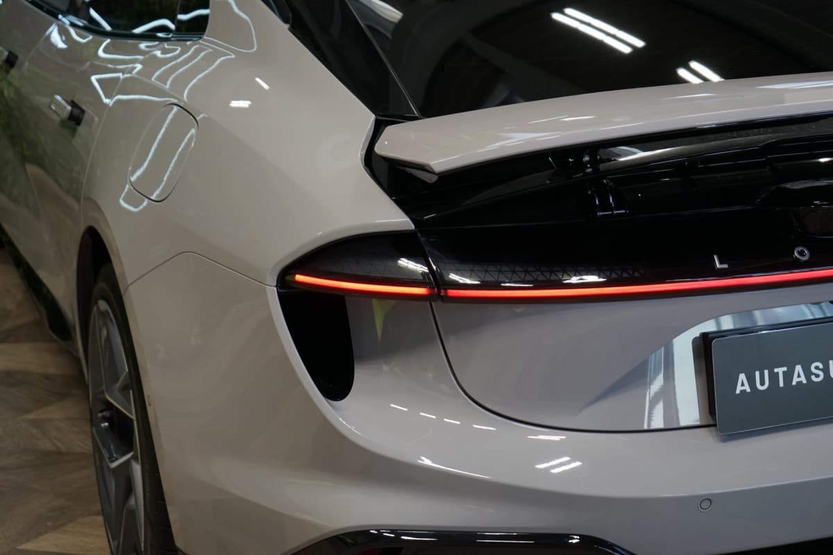 2025 Lotus Emeya - 8