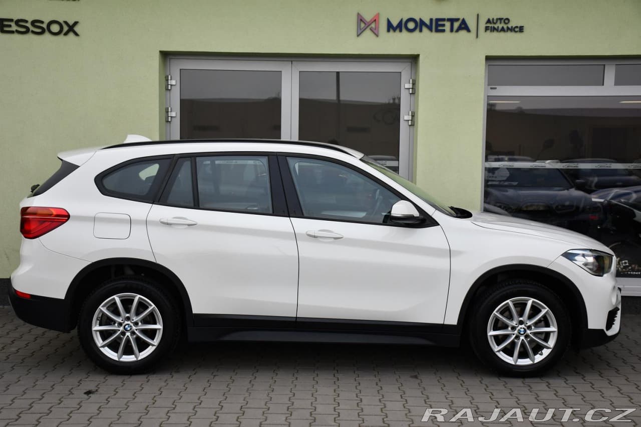 2019 BMW X1 - 12