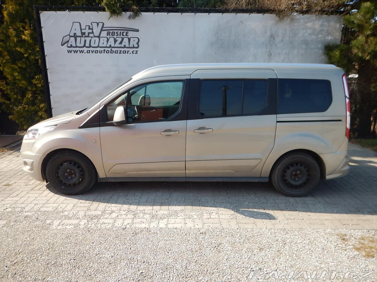 Ford Tourneo Connect 1.6 TDCi, 7 MÍST