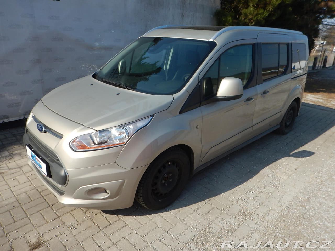2014 Ford Tourneo - 2