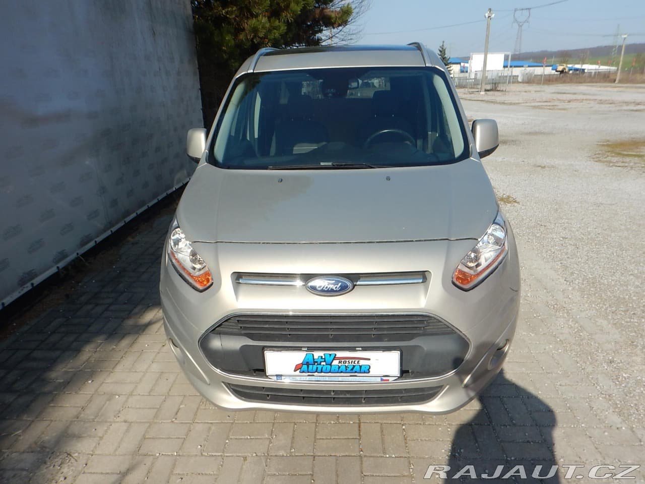 2014 Ford Tourneo - 3