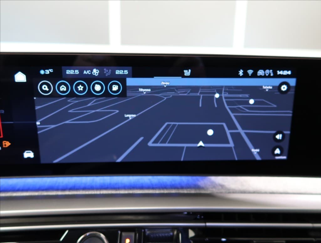 2024 Peugeot 3008 - 18