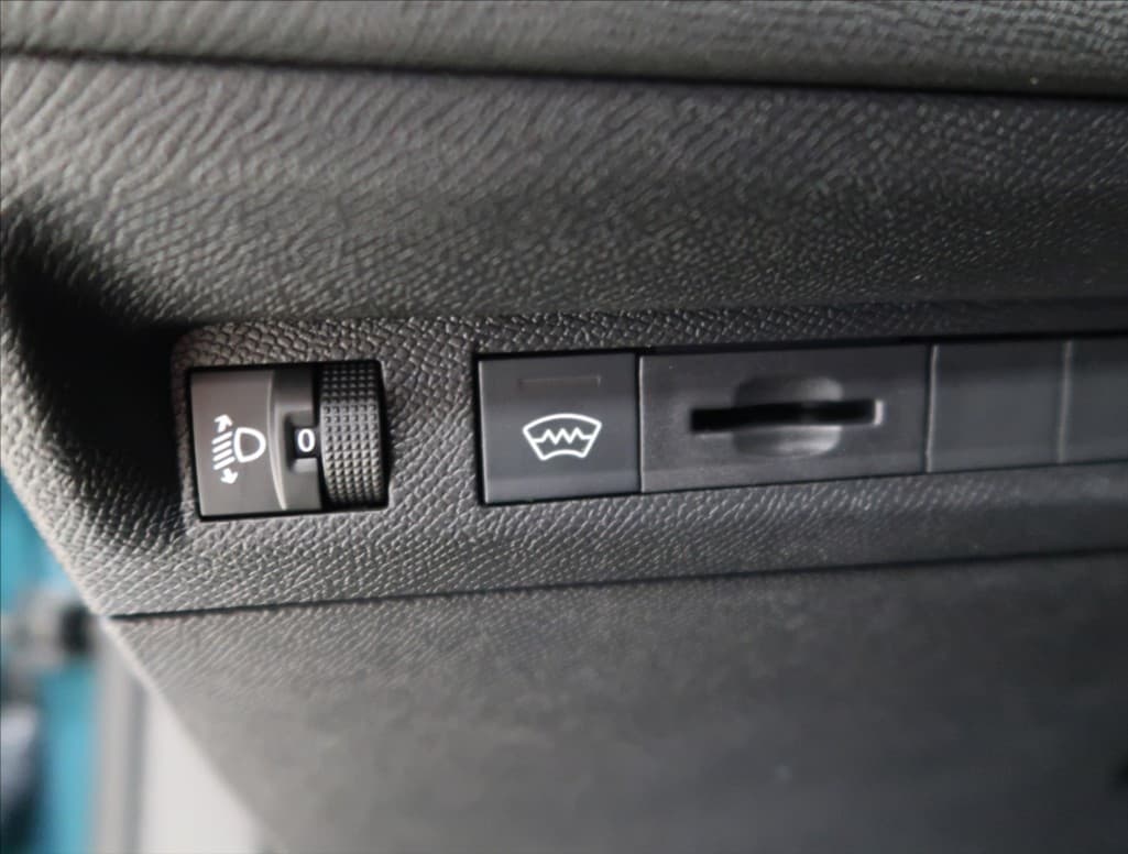 2024 Peugeot 308 - 15