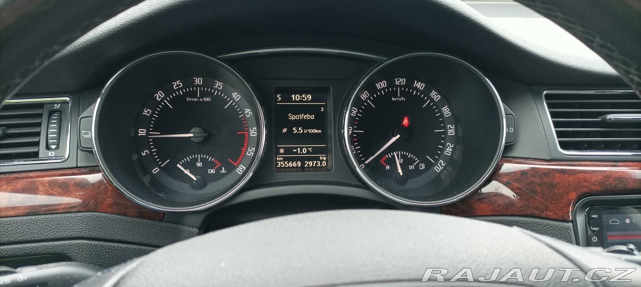 2010 Škoda Superb - 8