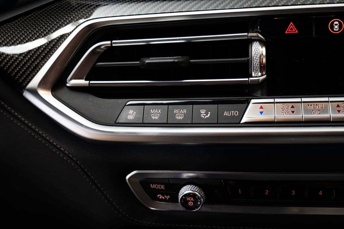 2019 BMW X6 - 15