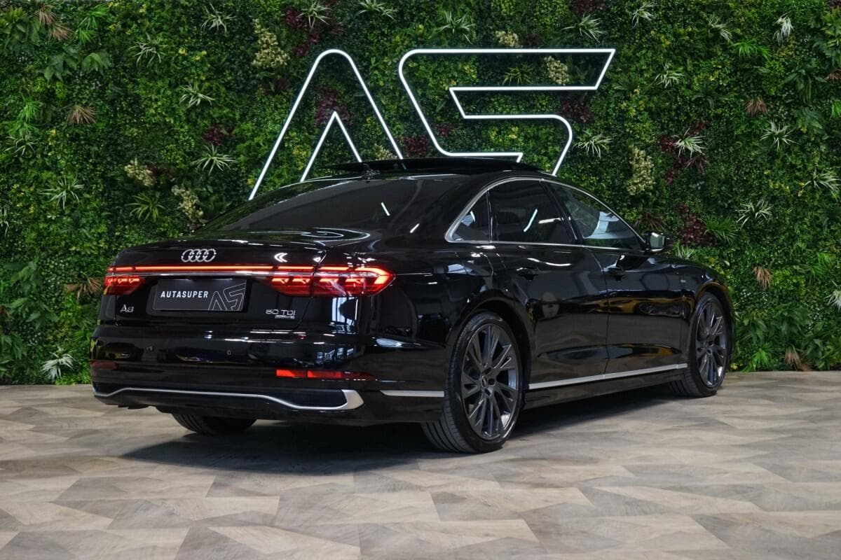 2022 Audi A8 - 7