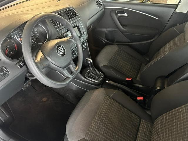 2016 Volkswagen Polo - 13