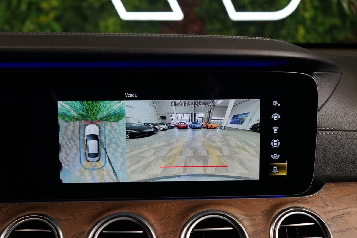 2020 Mercedes-Benz E-Class - 15