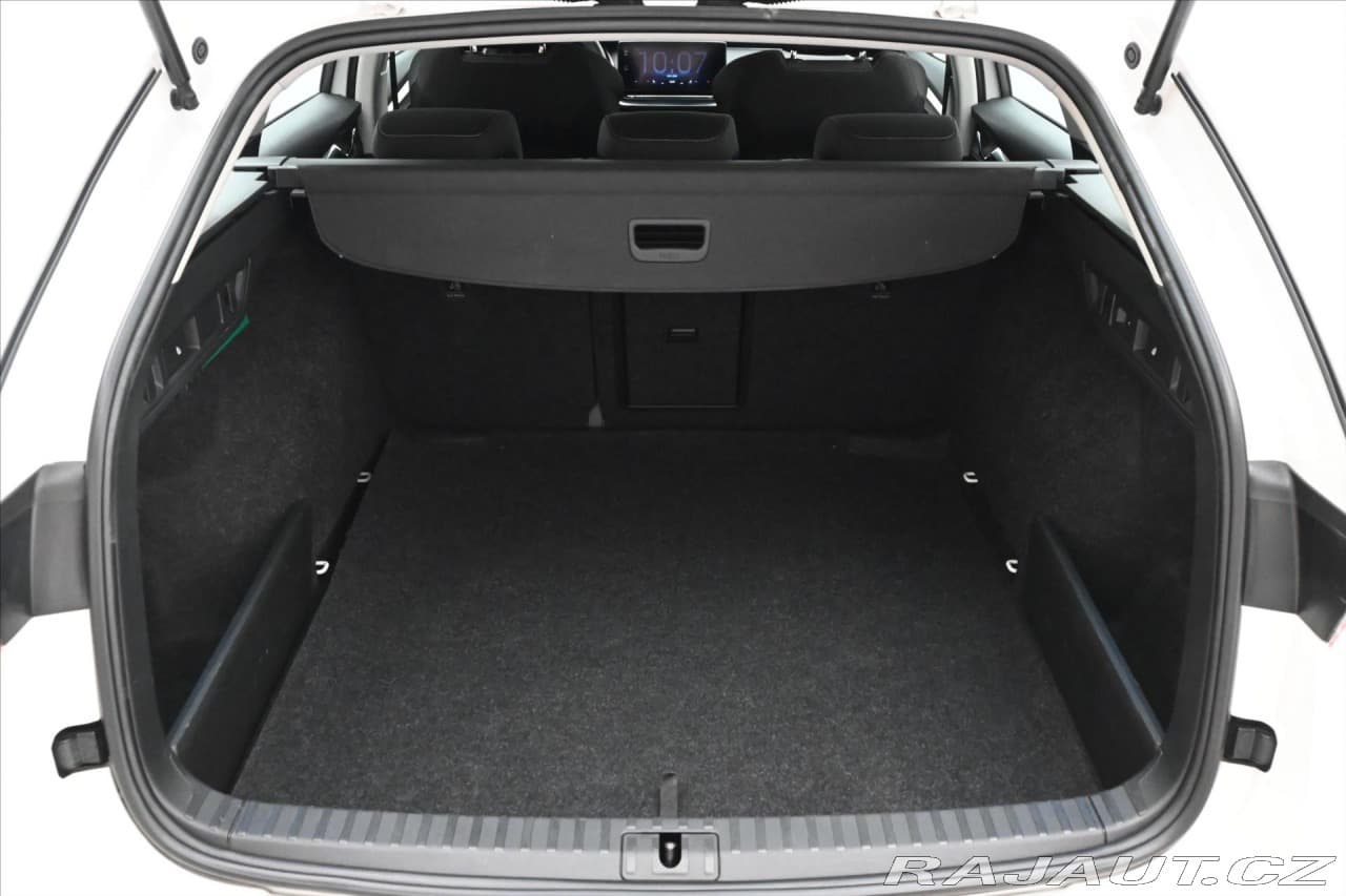 2022 Škoda Octavia - 10