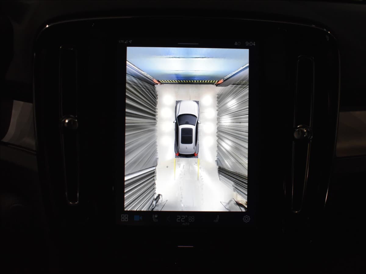 2025 Volvo Ex40 - 17