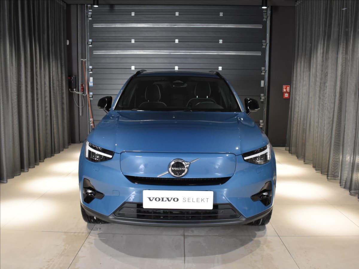 2025 Volvo Ex40 - 6
