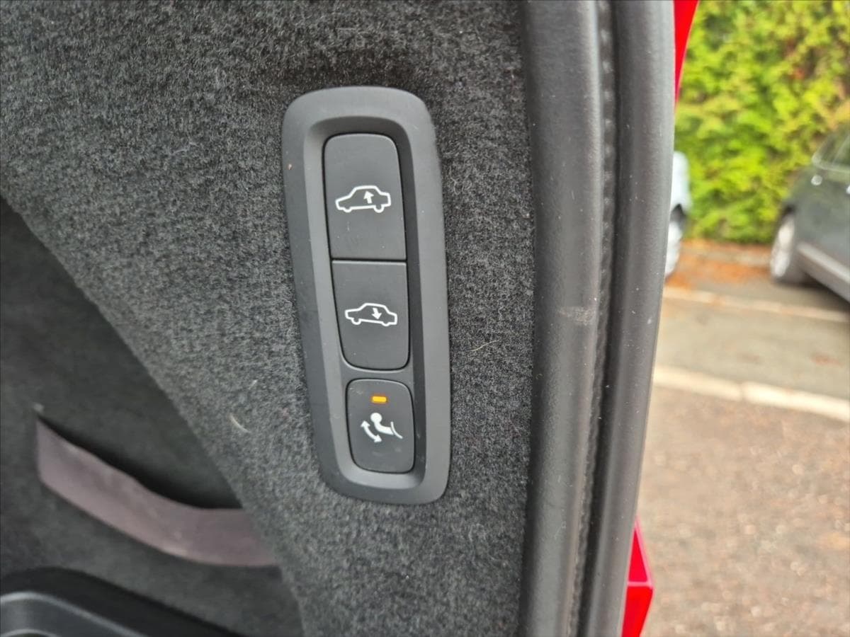 2016 Volvo Xc90 - 12