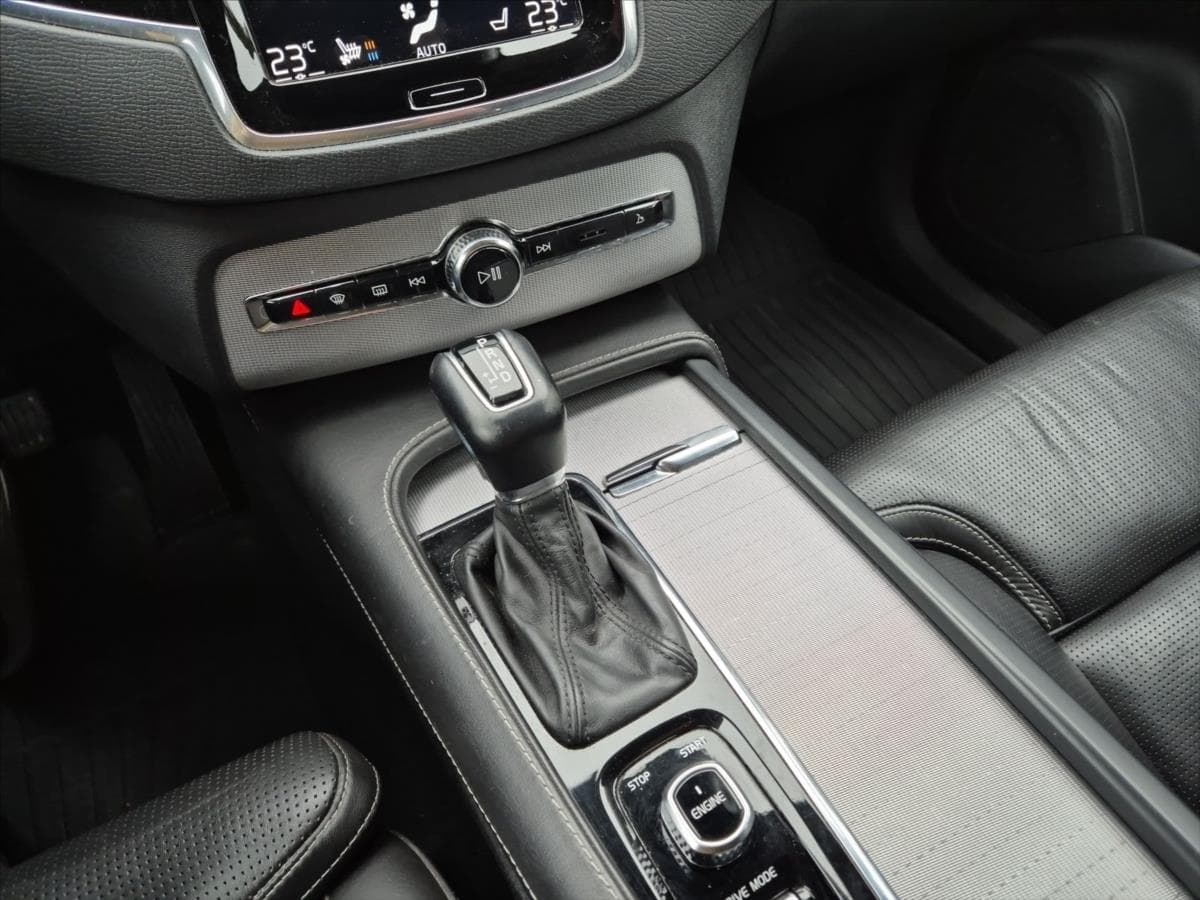 2016 Volvo Xc90 - 16