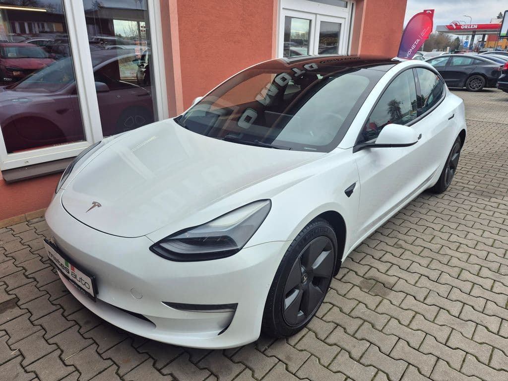 Tesla Model 3 Long Range Dual Motor 366