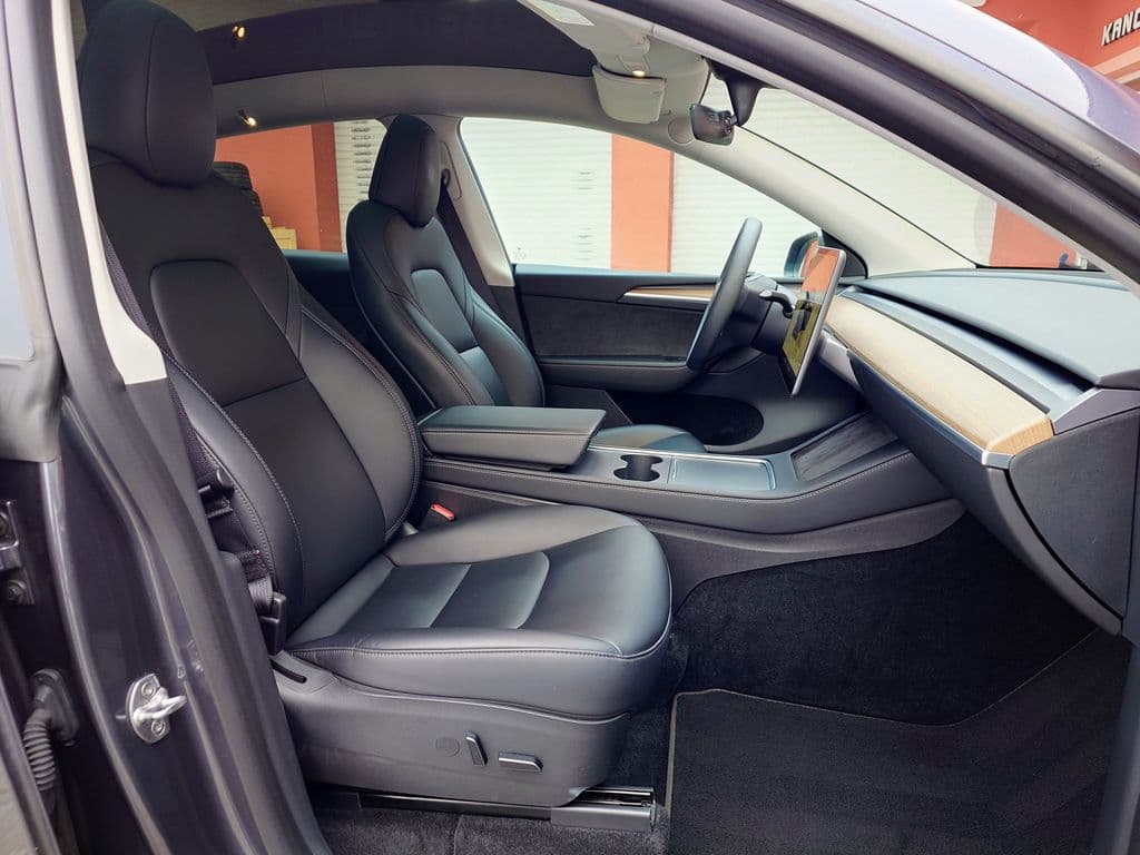 2022 Tesla Model Y - 14