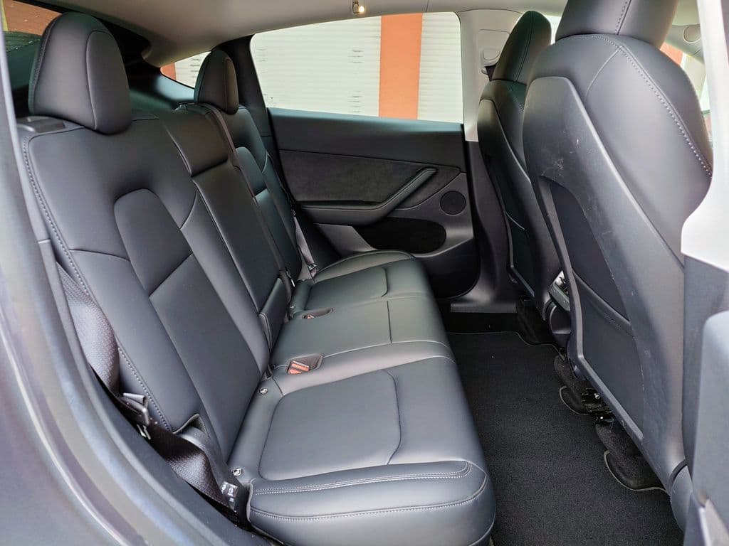 2022 Tesla Model Y - 18