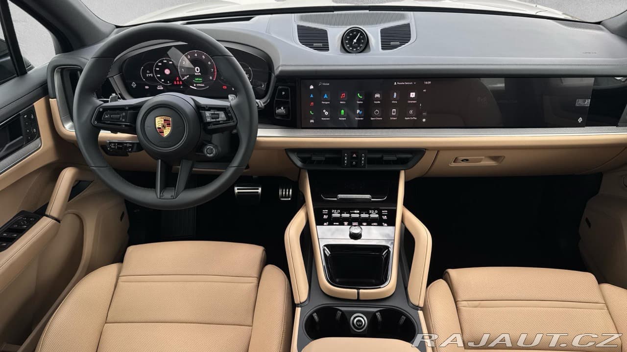 2025 Porsche Cayenne - 18