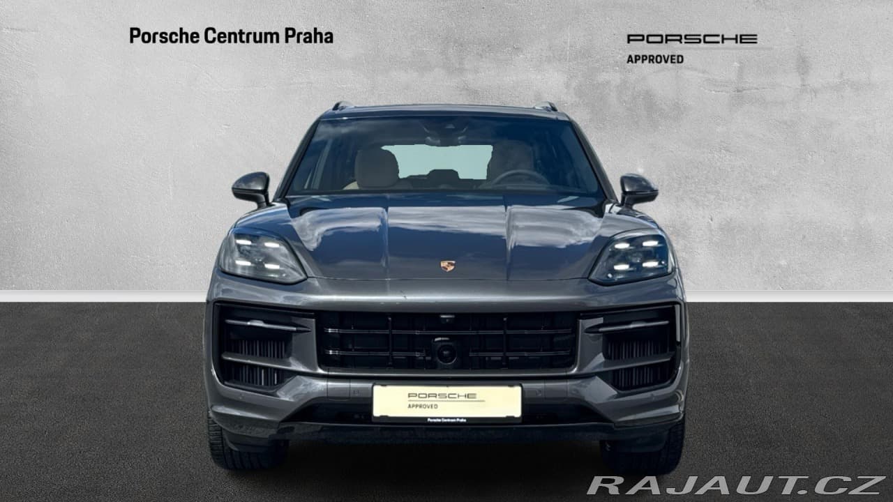 2025 Porsche Cayenne - 2