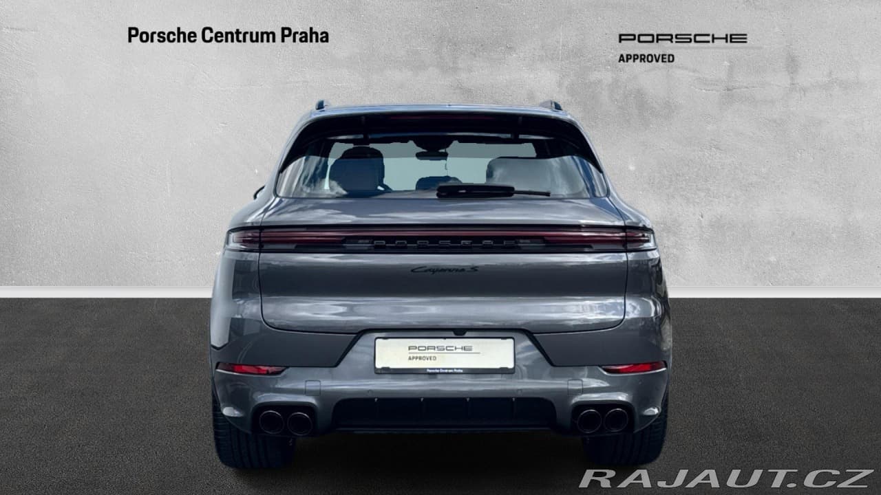 2025 Porsche Cayenne - 7